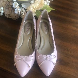 Me Too kitten heels size 7